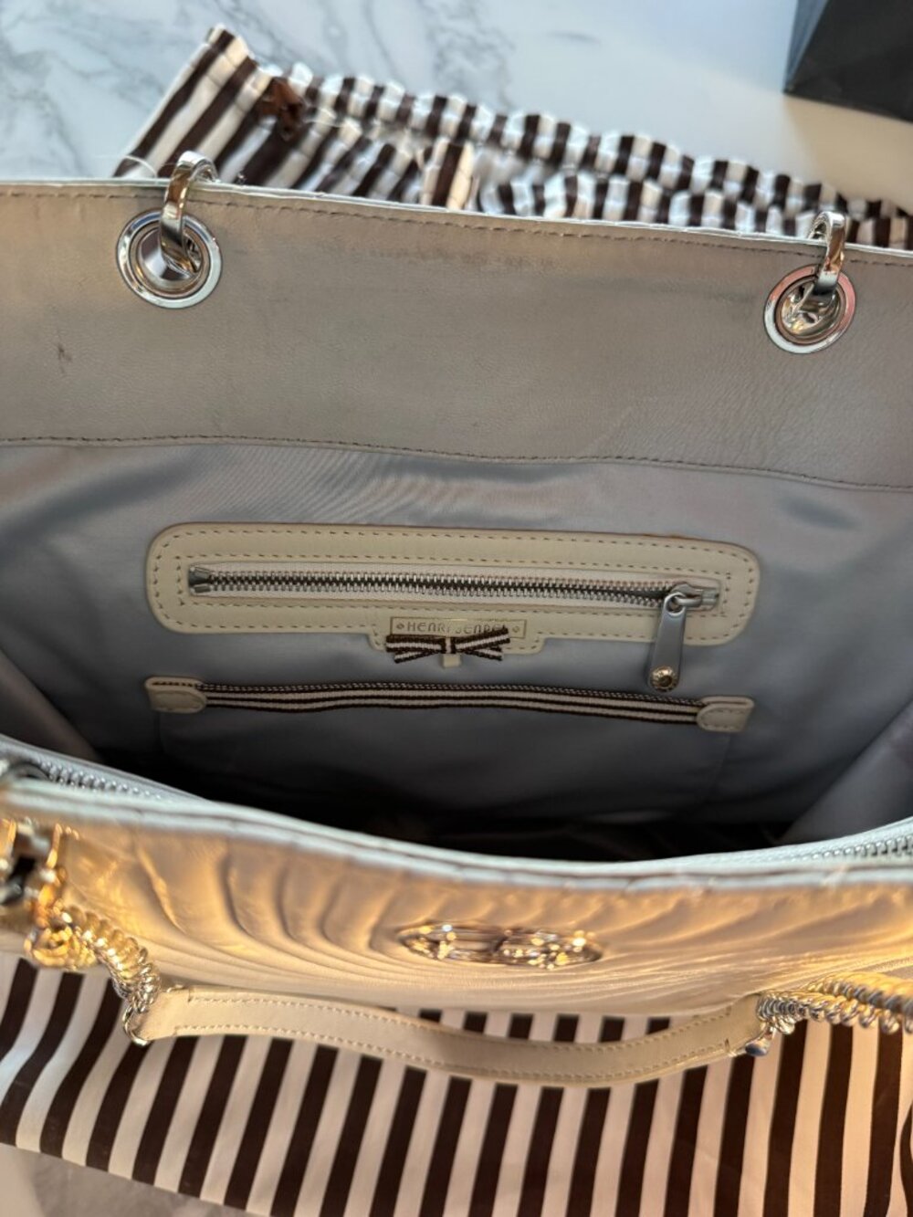 Henri Bendel No 7 Quilted Leather Tote Bag Grey - Picture 7 of 7